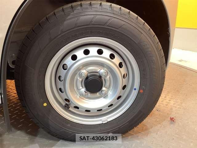 Nissan CLIPPER VAN 2025-12 6903323-18
