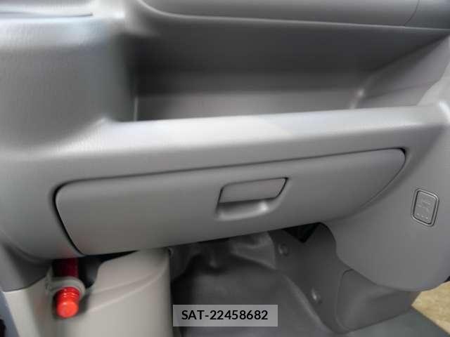 Nissan CLIPPER VAN 2026-02 7216177-18