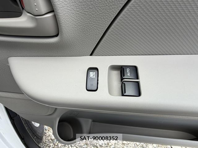 Nissan CLIPPER VAN 2026-05 7250173-14