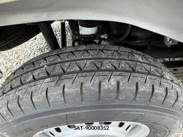Nissan CLIPPER VAN 2026-05 7250173-23