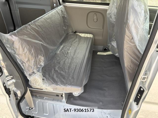 Nissan CLIPPER VAN 2026-05 7250172-9