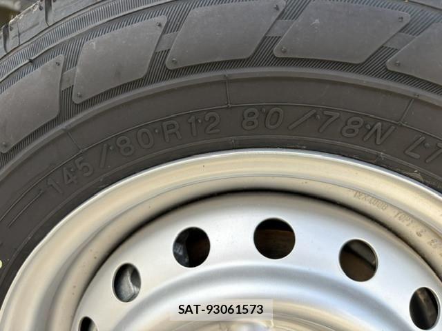 Nissan CLIPPER VAN 2026-05 7250172-24