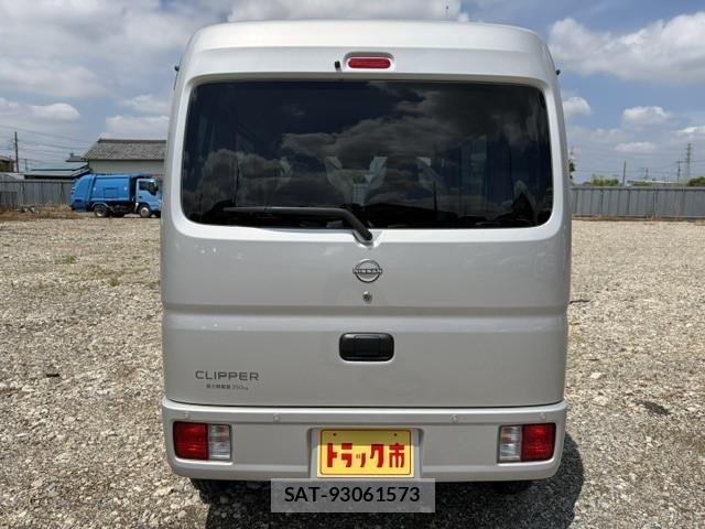 Nissan CLIPPER VAN 2026-05 7250172-4