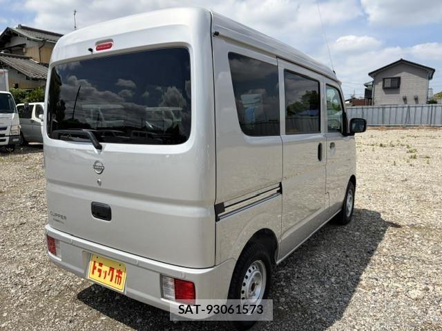 Nissan CLIPPER VAN 2026-05 7250172-5