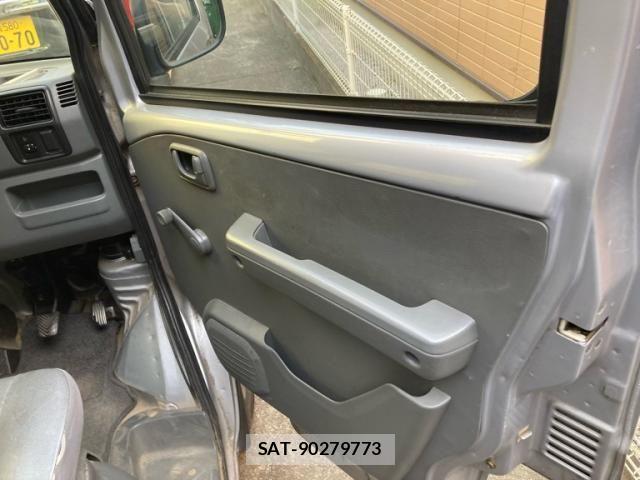 Nissan CLIPPER VAN 2006-04 7357180-9
