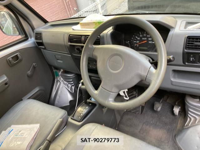 Nissan CLIPPER VAN 2006-04 7357180-12