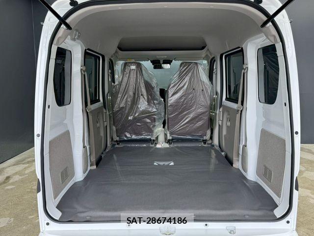 Nissan CLIPPER VAN 2026-05 7721922-5