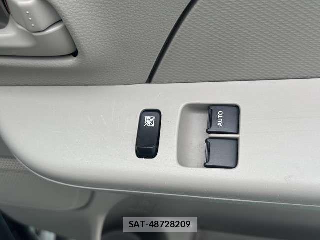 Nissan CLIPPER VAN 2024-10 7875779-14