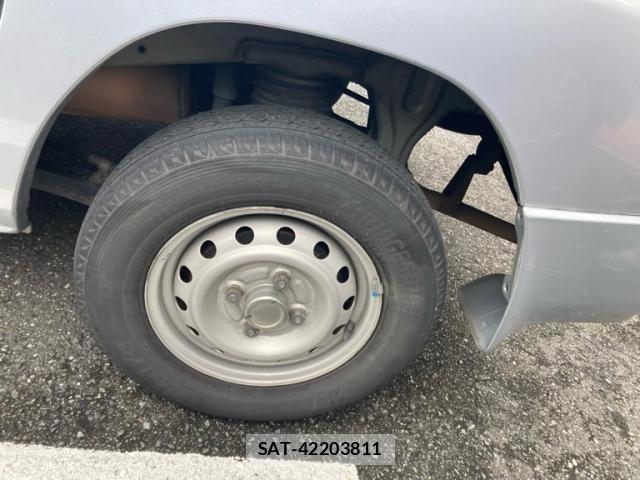 Nissan CLIPPER VAN 2006-11 8335247-5