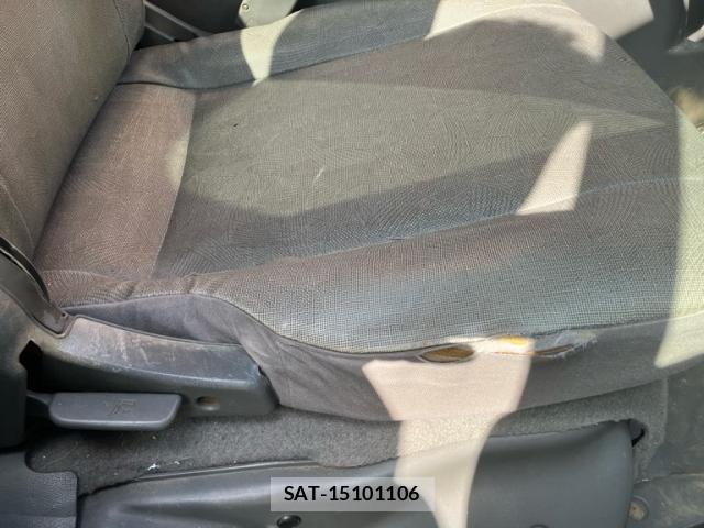 Nissan CLIPPER VAN 2004-03 8335248-18