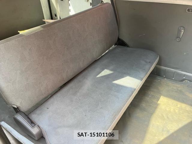 Nissan CLIPPER VAN 2004-03 8335248-19