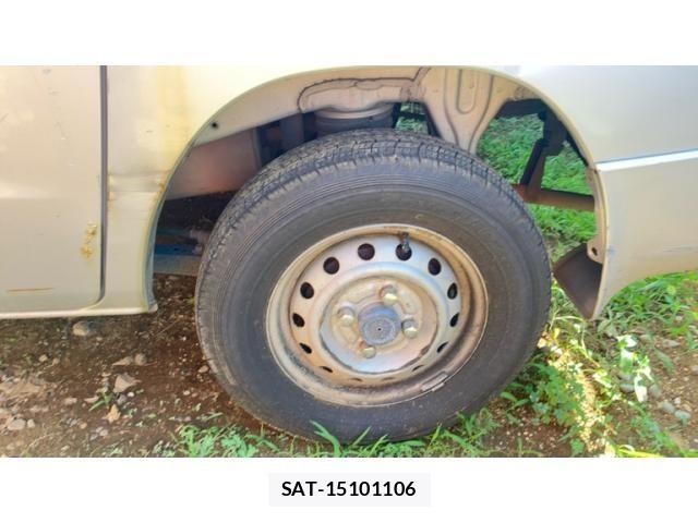 Nissan CLIPPER VAN 2004-03 8335248-22