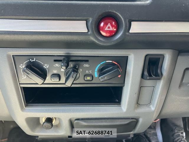 Nissan CLIPPER VAN 2010-12 8365170-16