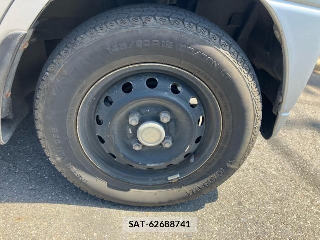 Nissan CLIPPER VAN 2010-12 8365170-18