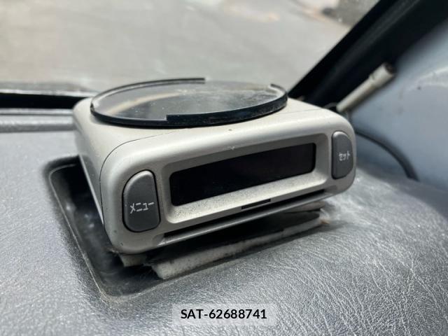 Nissan CLIPPER VAN 2010-12 8365170-20
