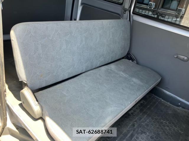 Nissan CLIPPER VAN 2010-12 8365170-7