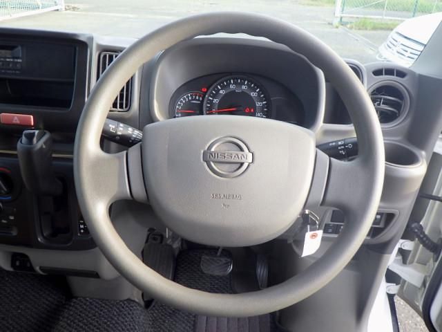 Nissan CLIPPER VAN 2022-06 8732861-16