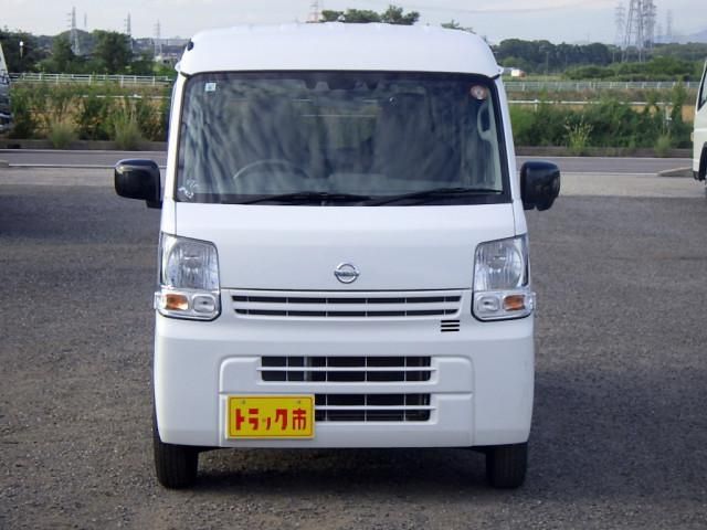 Nissan CLIPPER VAN 2022-06 8732861-2