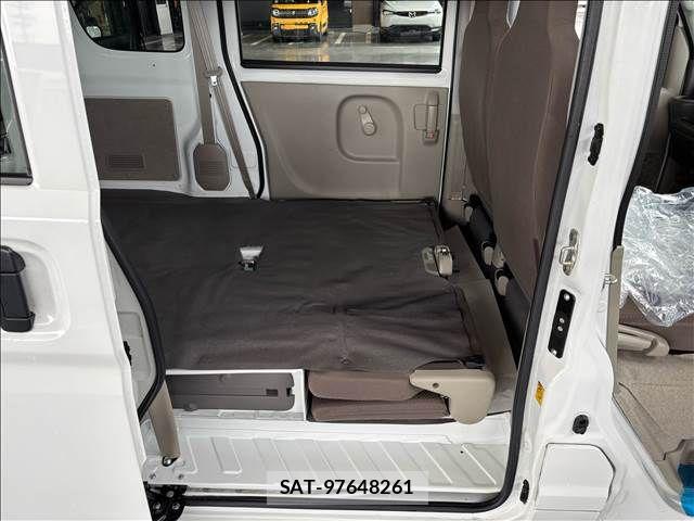 Nissan CLIPPER VAN 2024-06 6903343-23