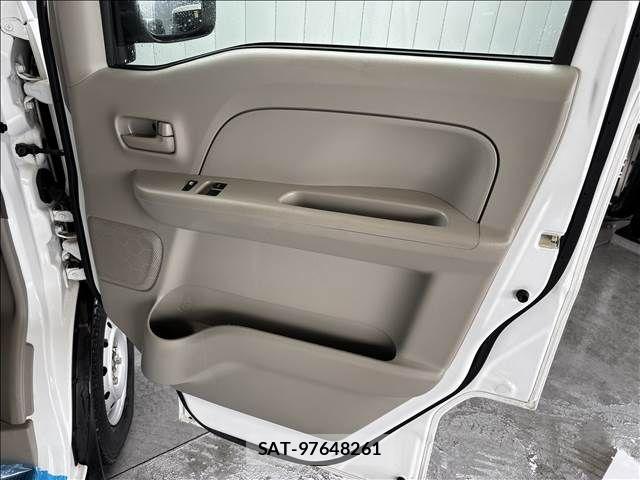 Nissan CLIPPER VAN 2024-06 6903343-8
