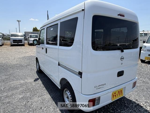 Nissan CLIPPER VAN 2026-05 6903334-3