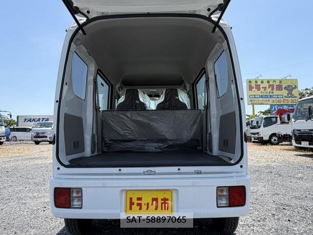 Nissan CLIPPER VAN 2026-05 6903334-8