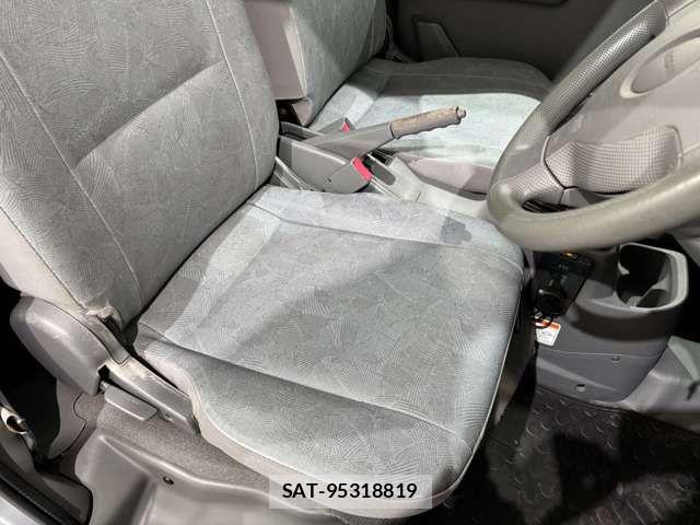 Nissan CLIPPER VAN 2005-11 7357181-11