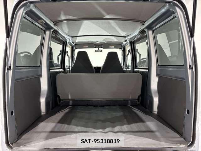 Nissan CLIPPER VAN 2005-11 7357181-16