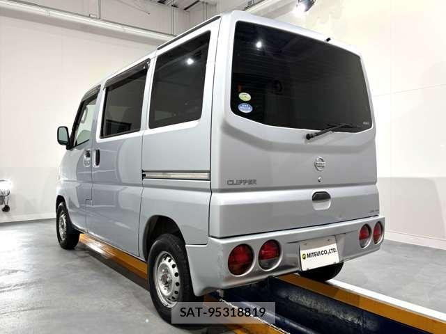 Nissan CLIPPER VAN 2005-11 7357181-5