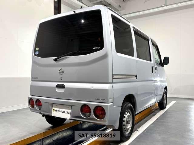 Nissan CLIPPER VAN 2005-11 7357181-7