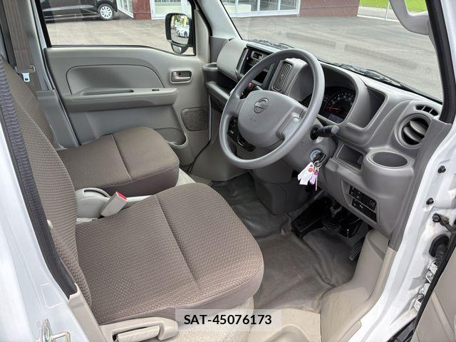 Nissan CLIPPER VAN 2024-09 7615565-13