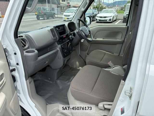 Nissan CLIPPER VAN 2024-09 7615565-20