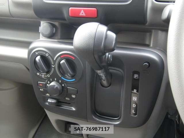 Nissan CLIPPER VAN 2026-04 7615563-28