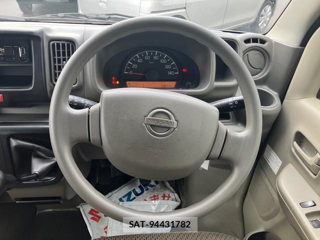 Nissan CLIPPER VAN 2017-06 7960962-14