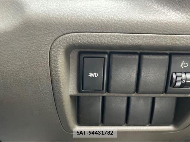 Nissan CLIPPER VAN 2017-06 7960962-18