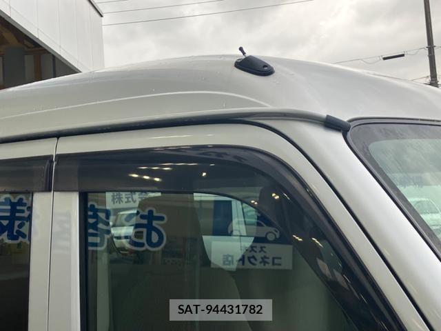 Nissan CLIPPER VAN 2017-06 7960962-4