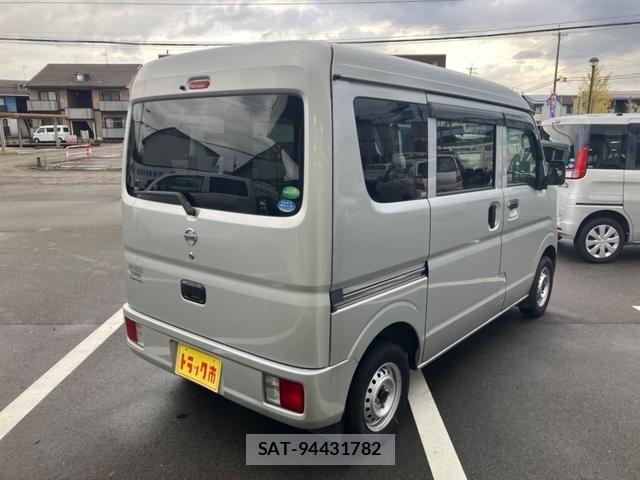 Nissan CLIPPER VAN 2017-06 7960962-7