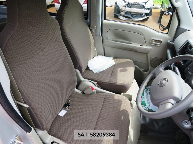 Nissan CLIPPER VAN 2024-11 8098514-9