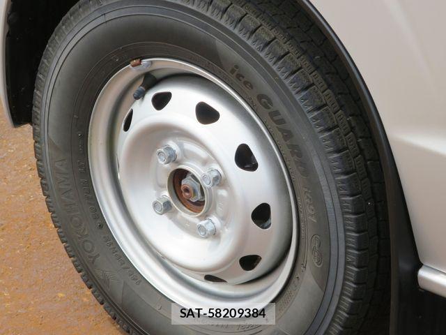 Nissan CLIPPER VAN 2024-11 8098514-20
