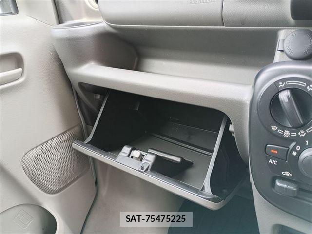 Nissan CLIPPER VAN 2024-11 8098517-17