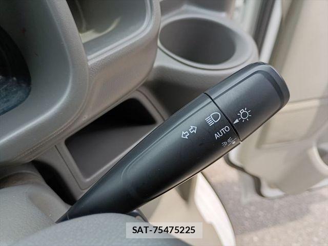 Nissan CLIPPER VAN 2024-11 8098517-25