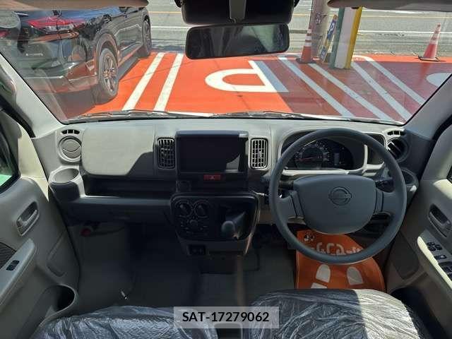 Nissan CLIPPER VAN 2026-02 8438001-6