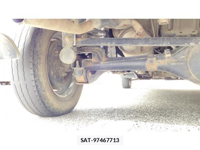 Nissan CLIPPER VAN 2004-09 8685302-9