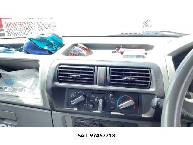 Nissan CLIPPER VAN 2004-09 8685302-15