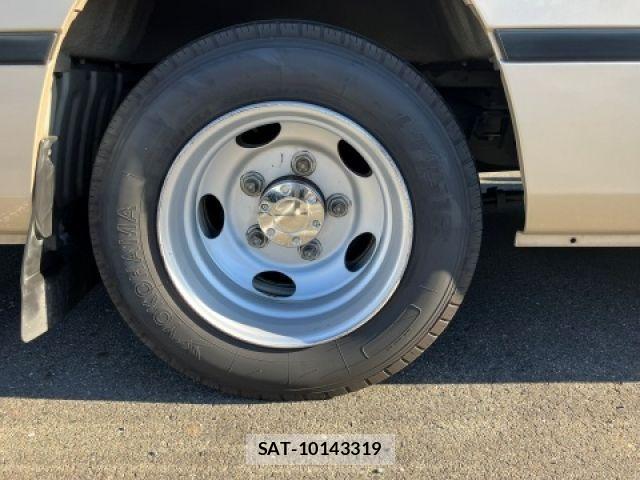 Toyota COASTER 2019-03 1319332-9