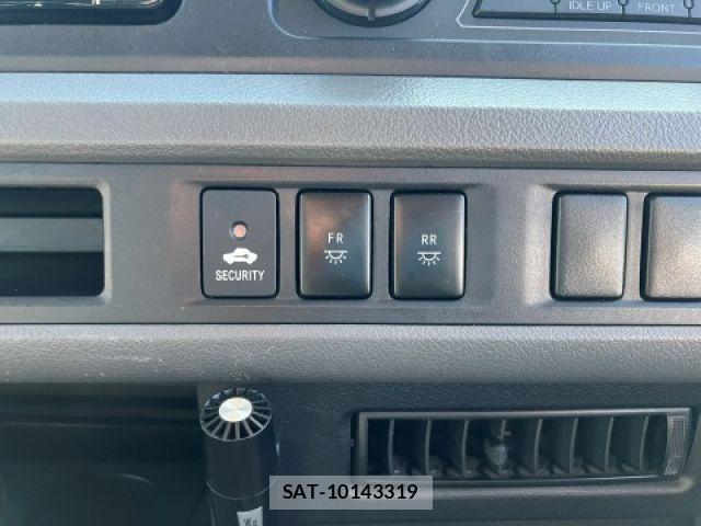 Toyota COASTER 2019-03 1319332-19
