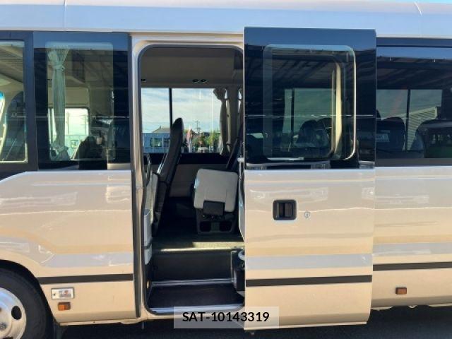 Toyota COASTER 2019-03 1319332-6