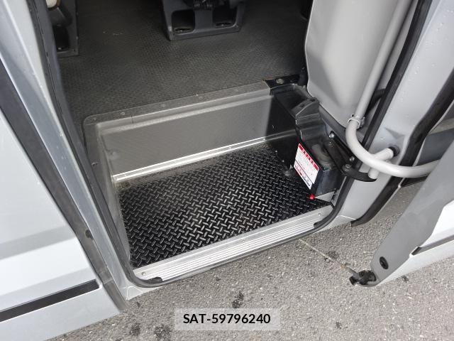 Toyota COASTER 2018-05 1445149-10