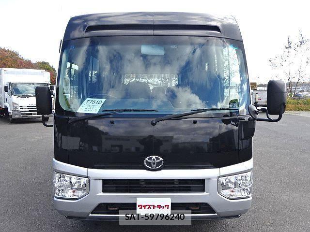 Toyota COASTER 2018-05 1445149-1