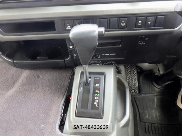 Toyota COASTER 2018-06 1741752-11